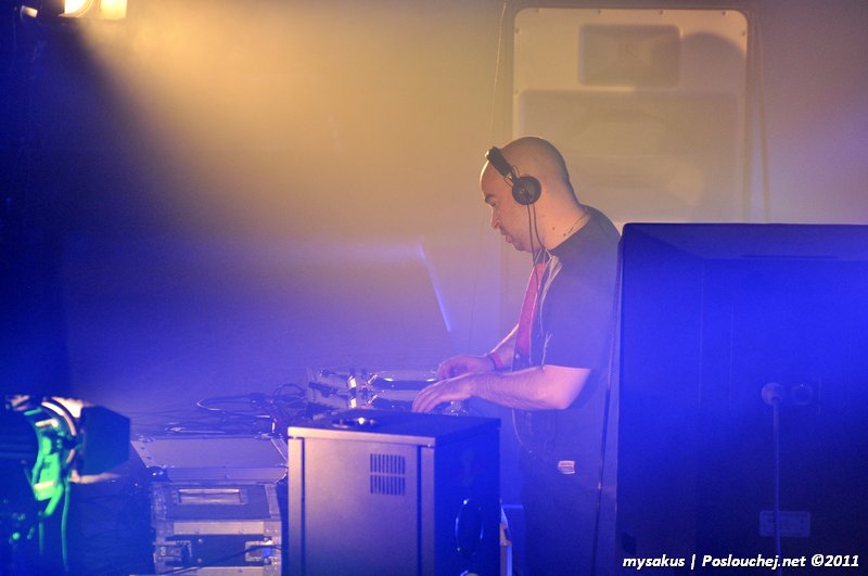 TRANSMISSION DIGITAL MADNESS - Sobota 19. 11. 2011